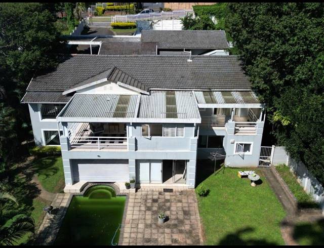 4 BEDROOM HOUSE FOR SALE IN PADFIELD PARK